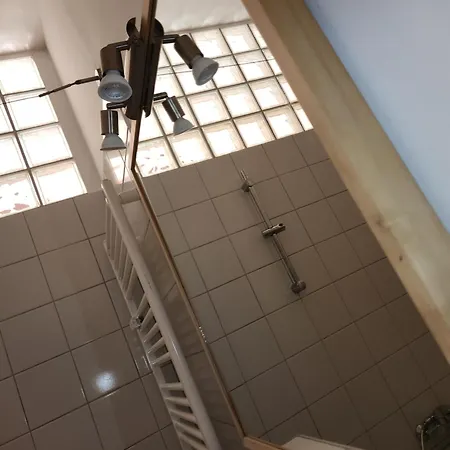Apartamento Grosszuegige In Leipzig-schleussig Mit Balkon Und Suedgartenblick *