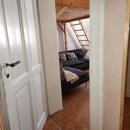 Grosszuegige In Leipzig-schleussig Mit Balkon Und Suedgartenblick Apartamento Leipzig