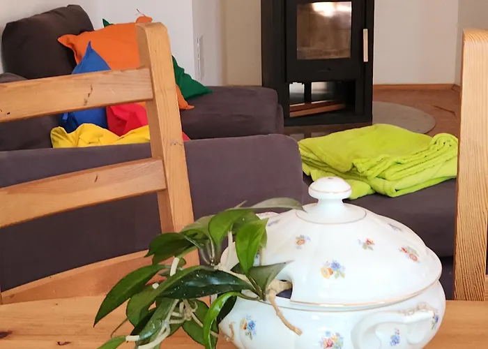 Апартаменты Grosszuegige In Leipzig-schleussig Mit Balkon Und Suedgartenblick