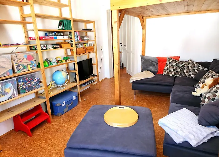 Apartmán Grosszuegige In Leipzig-schleussig Mit Balkon Und Suedgartenblick Lipsko