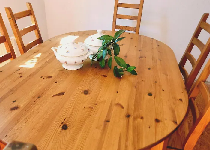 Apartamento Großzügige In Leipzig-schleußig Mit Balkon Und Südgartenblick