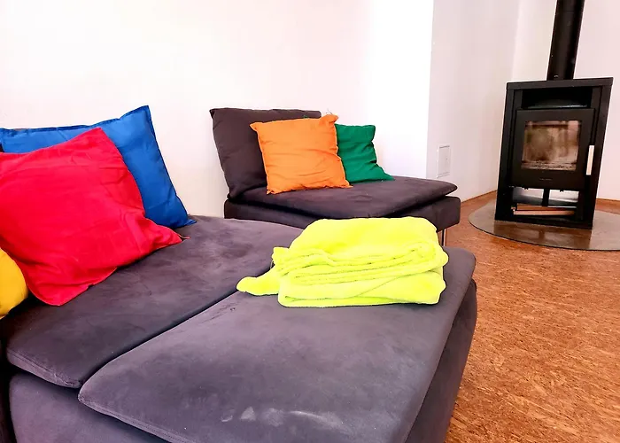 Grosszuegige In Leipzig-schleussig Mit Balkon Und Suedgartenblick *