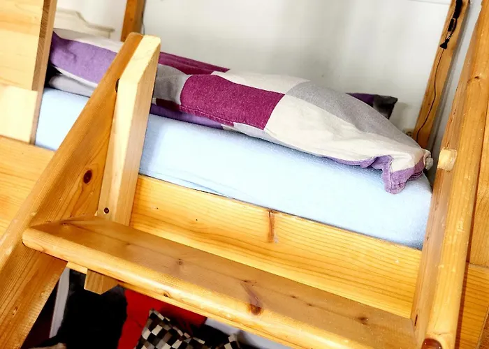 Großzügige In Leipzig-schleußig Mit Balkon Und Südgartenblick * Leipzig