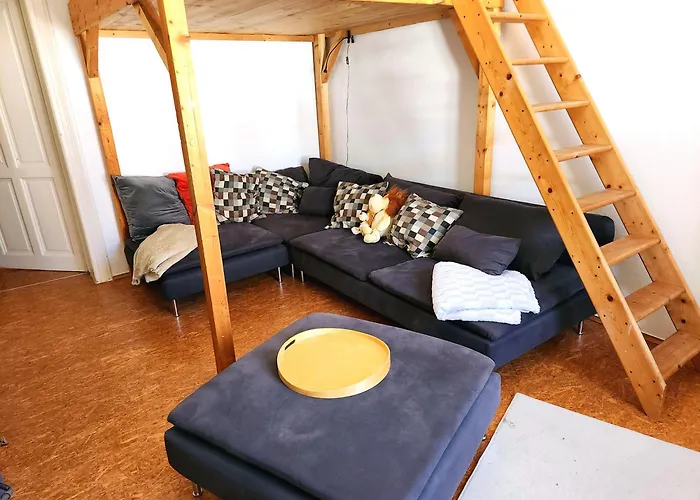 Großzügige In Leipzig-schleußig Mit Balkon Und Südgartenblick *